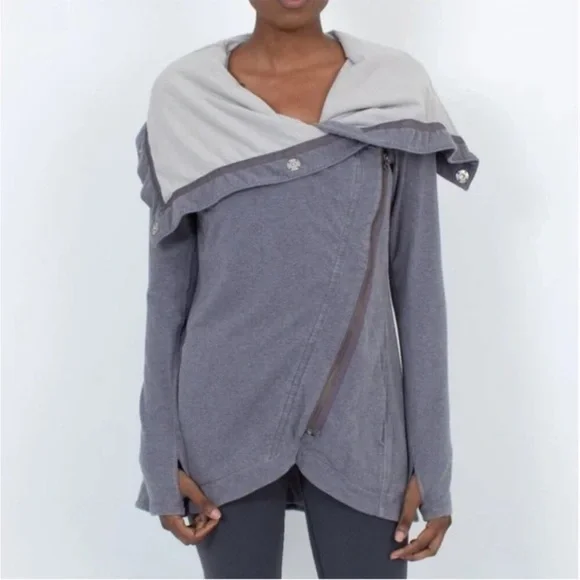 Lululemon Method Asymmetrical Black Wrap Jacket - Picture 2 of 11